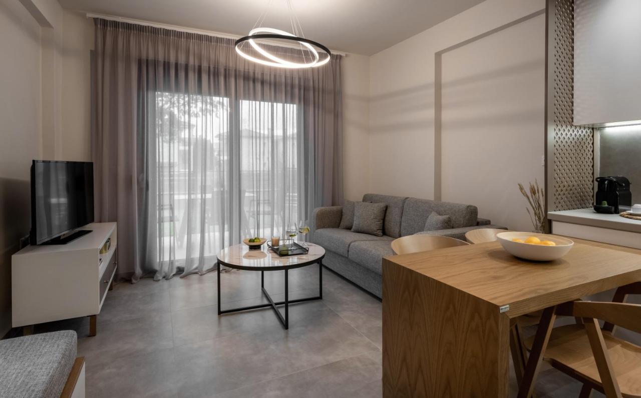 Iris Suites Nikiti Esterno foto