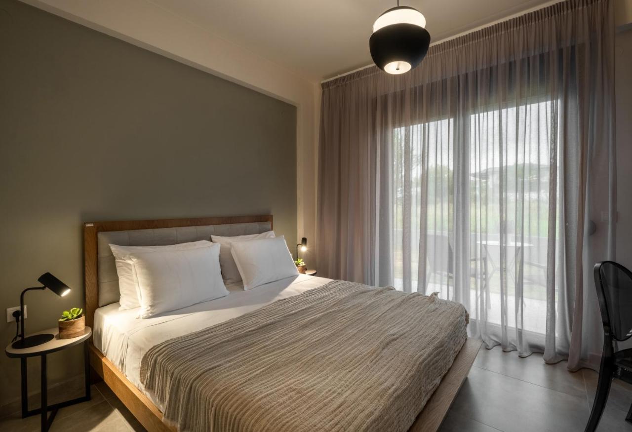 Iris Suites Nikiti Esterno foto