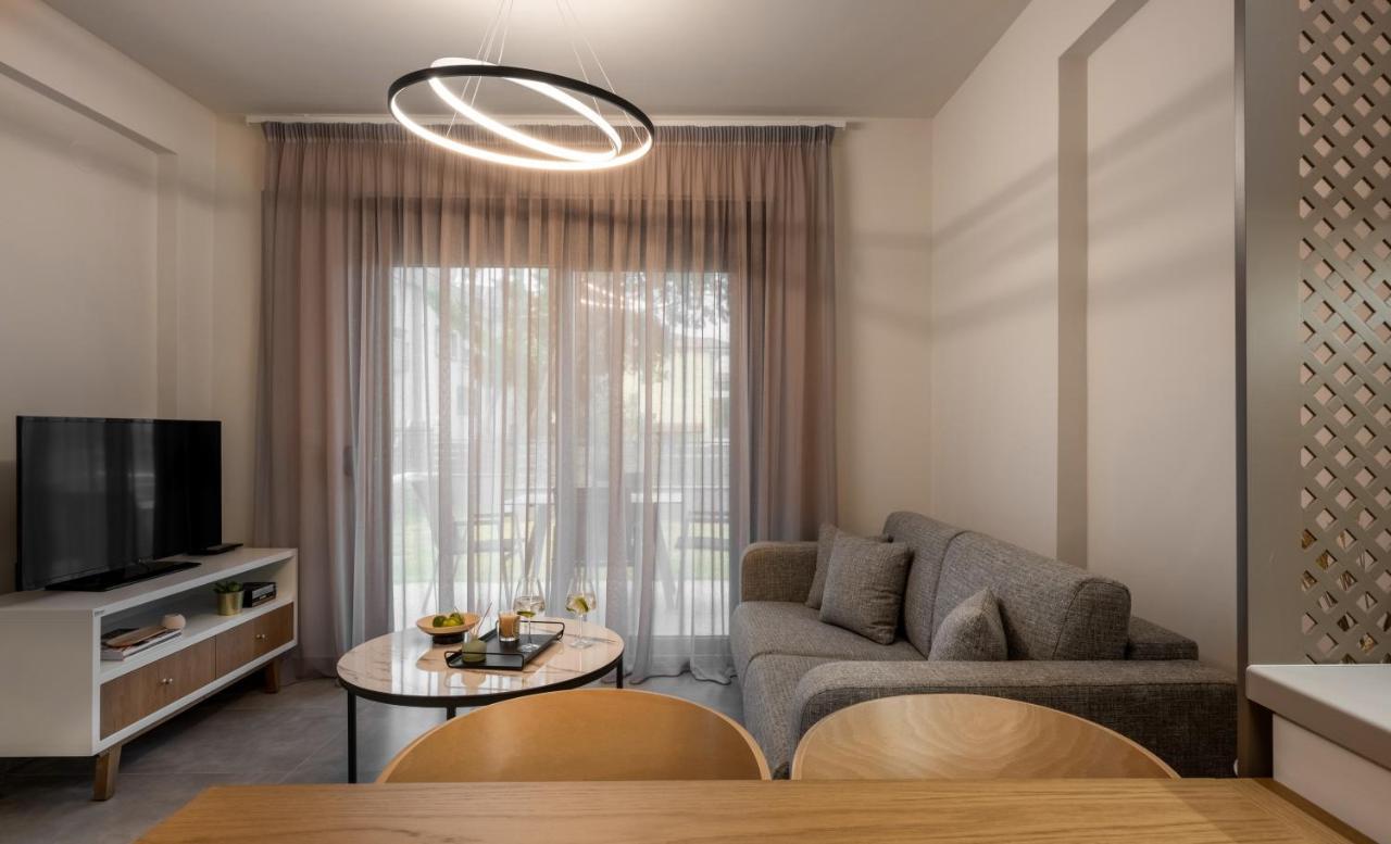 Iris Suites Nikiti Esterno foto