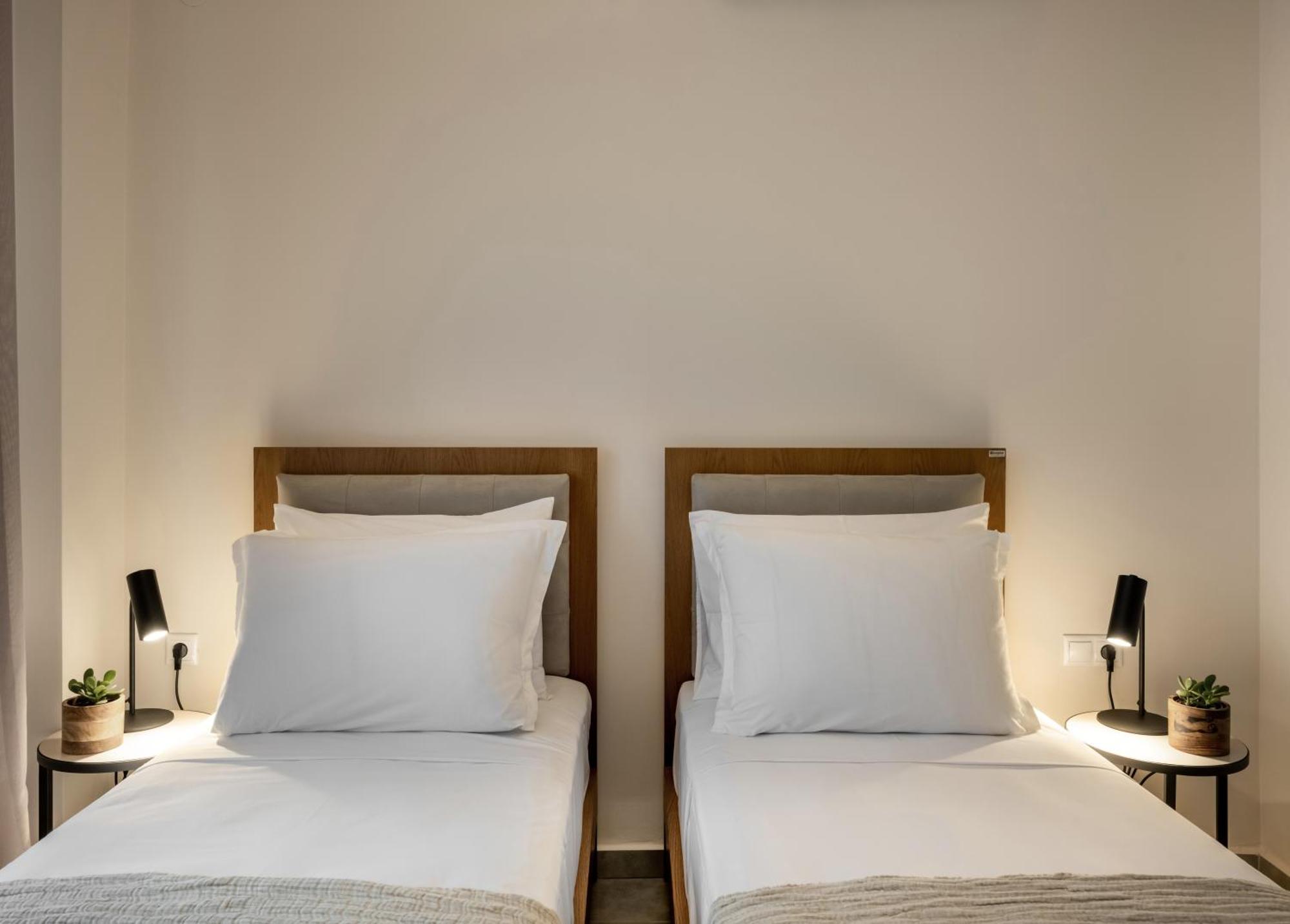 Iris Suites Nikiti Esterno foto